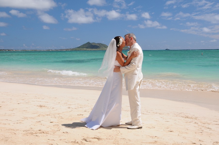 Beach Kiss